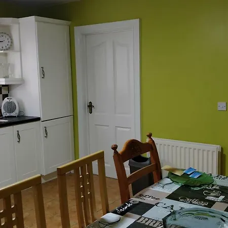 4 Bedroom House *